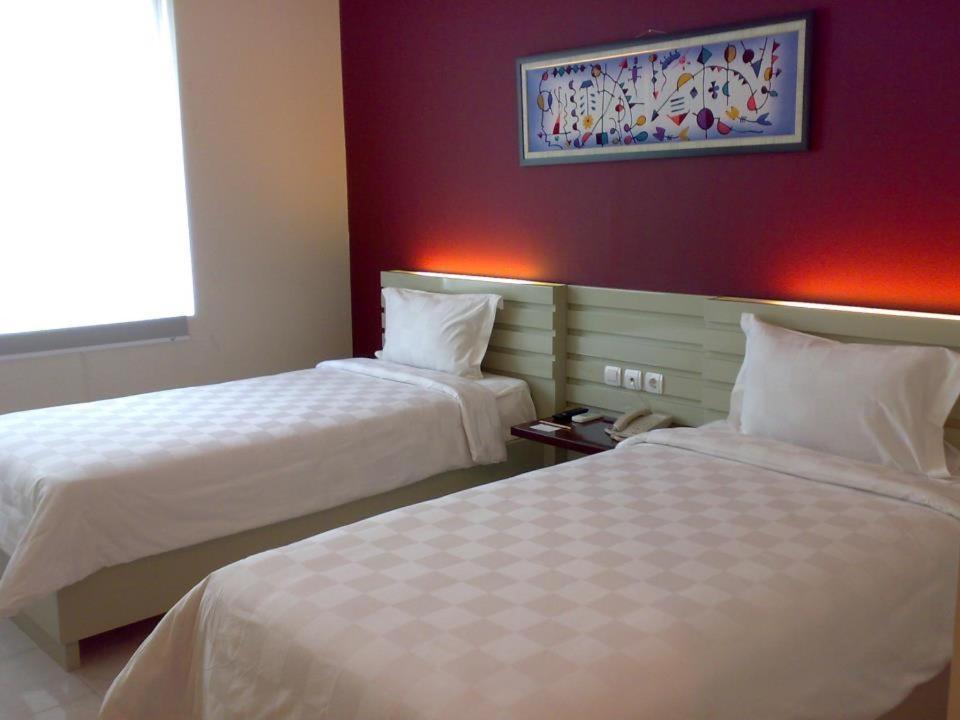 Hotel Orlen Джокякарта Стая снимка